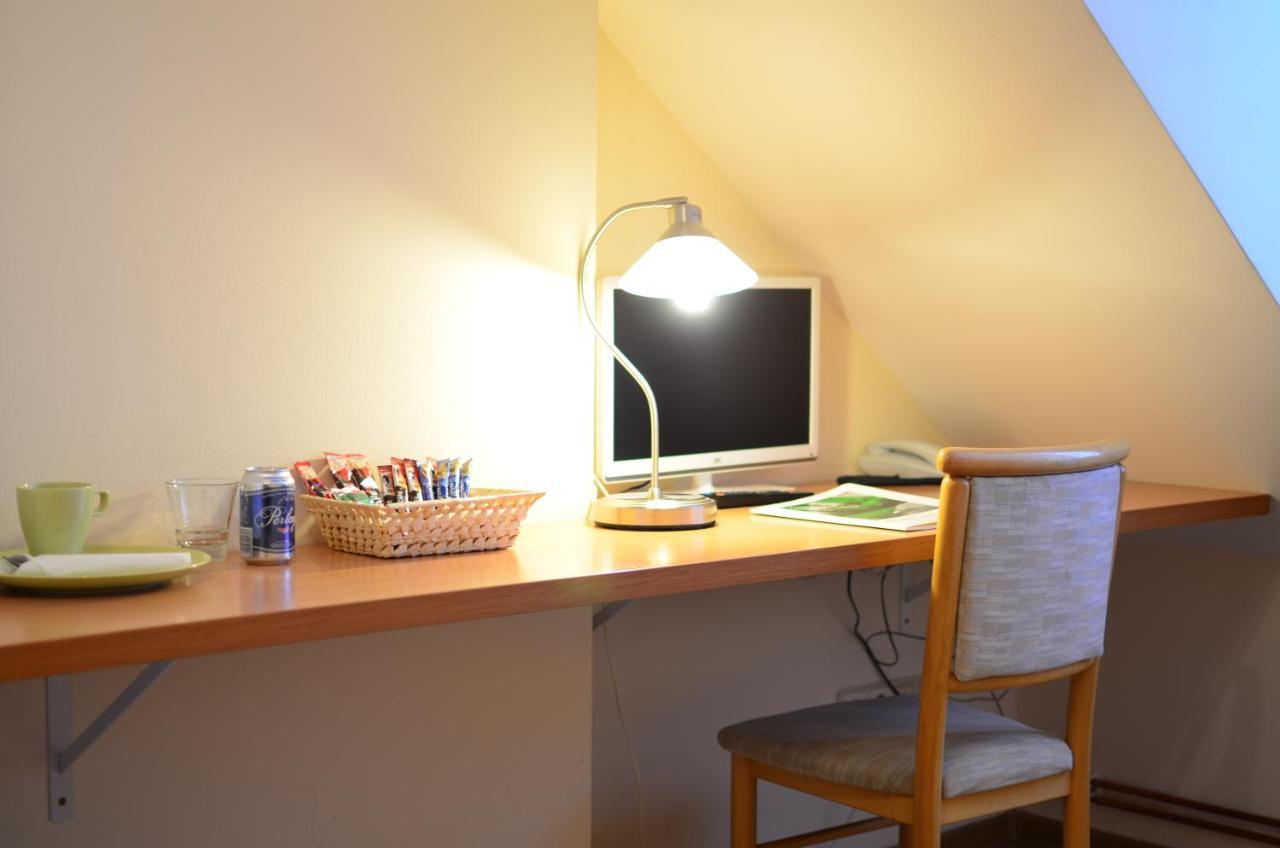 Wenderedu Business Center Bed and Breakfast Wrocław Buitenkant foto