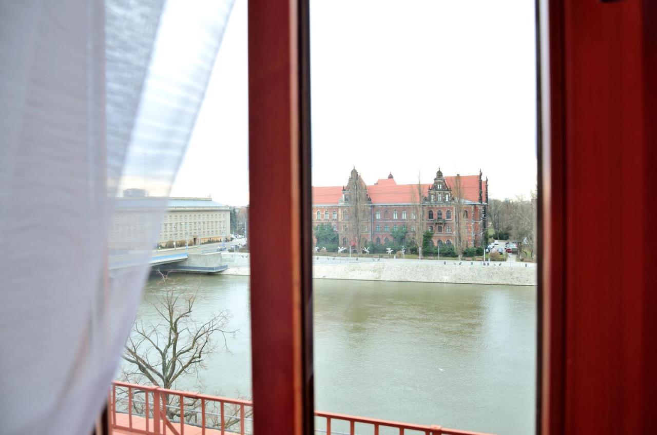 Wenderedu Business Center Bed and Breakfast Wrocław Buitenkant foto
