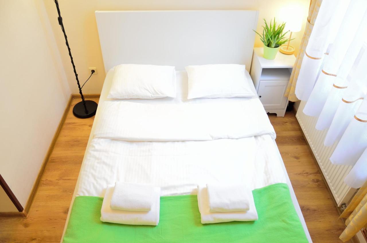Wenderedu Business Center Bed and Breakfast Wrocław Buitenkant foto