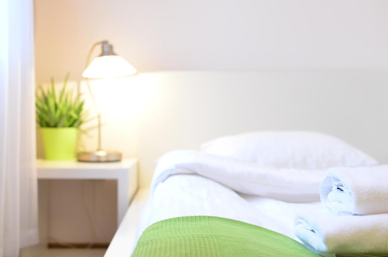 Wenderedu Business Center Bed and Breakfast Wrocław Buitenkant foto